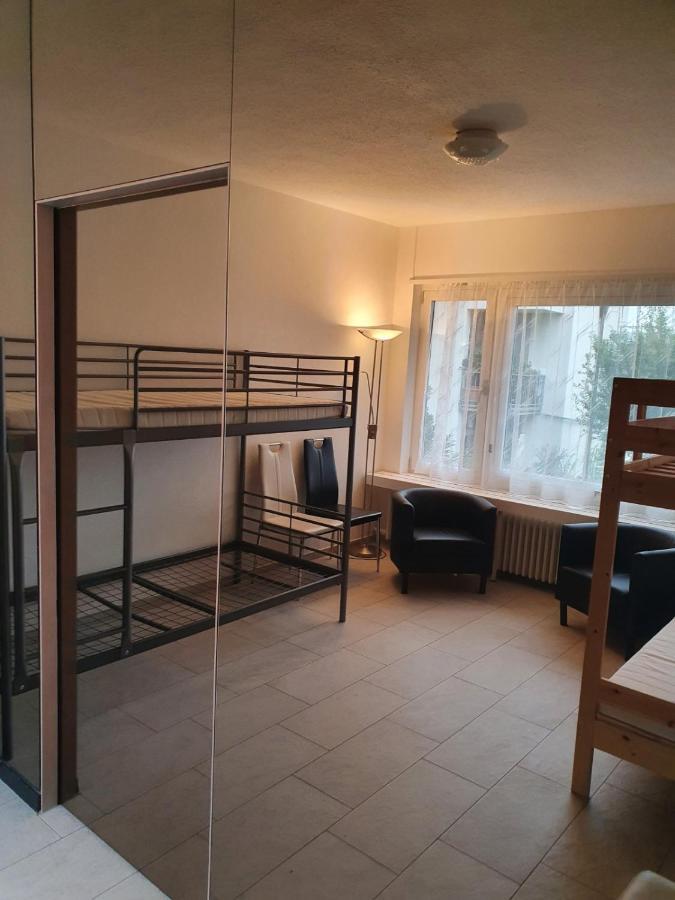 Viktoria Budget Hostel Zürich Buitenkant foto