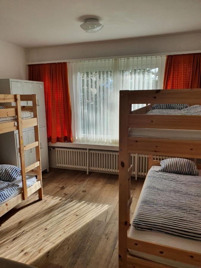Viktoria Budget Hostel Zürich Buitenkant foto
